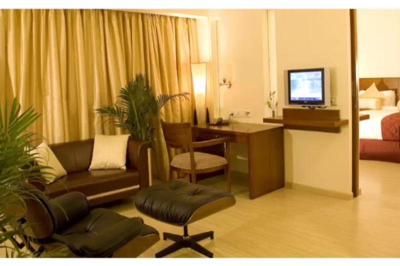 Evoma Hotel Бангалор Екстериор снимка